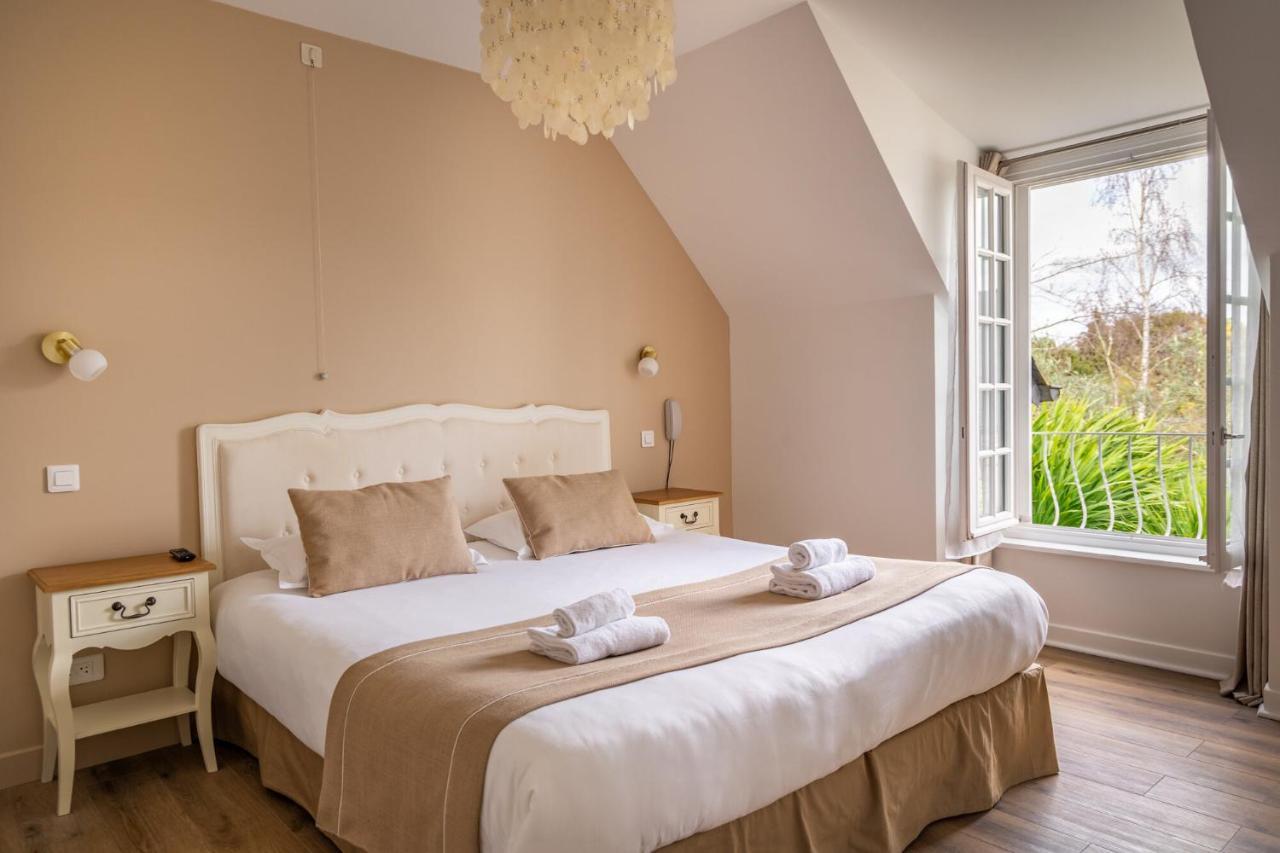 Demeures & Chateaux - Hotel De La Porte Saint-Malo Dinan Bagian luar foto