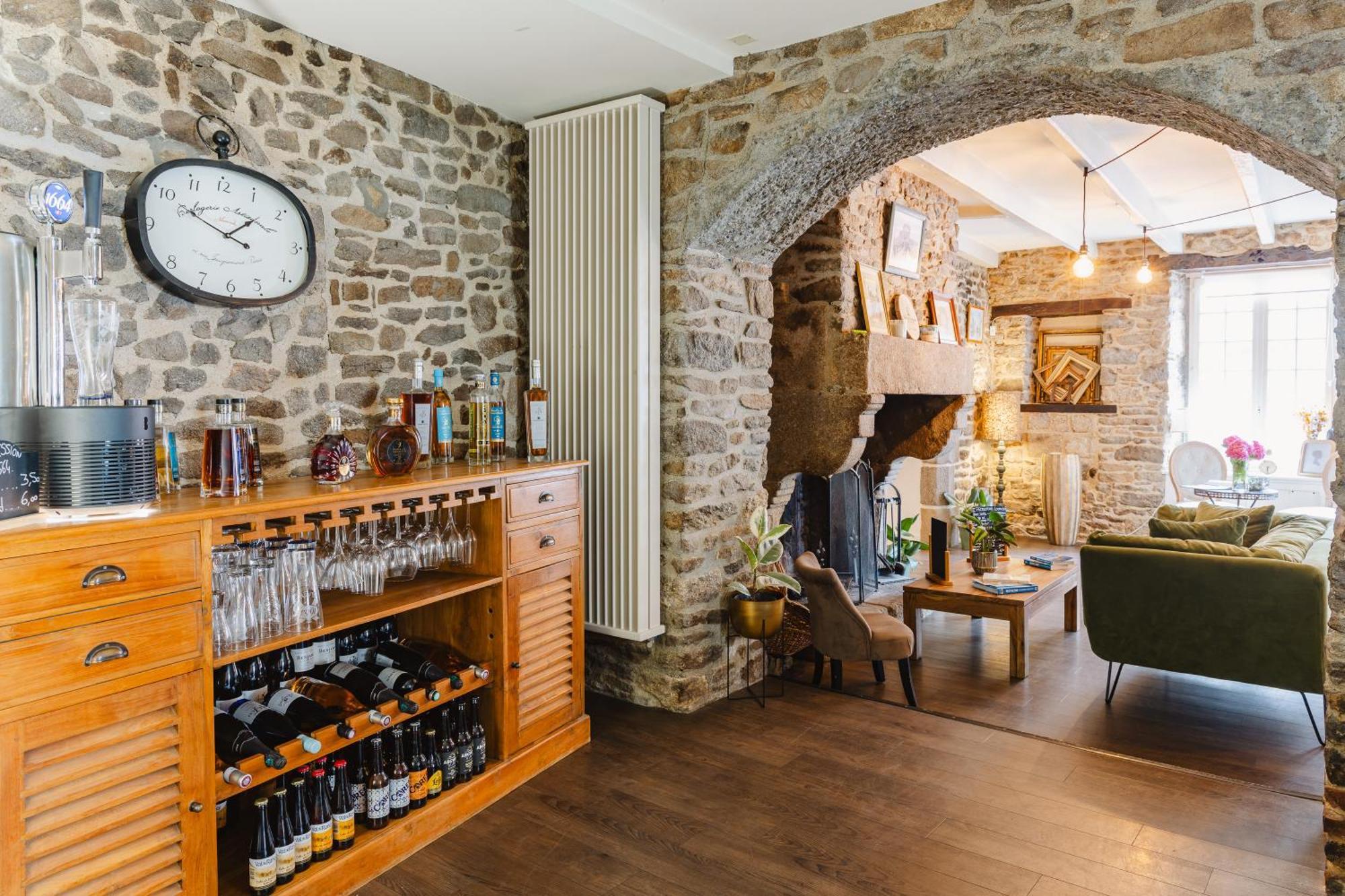 Demeures & Chateaux - Hotel De La Porte Saint-Malo Dinan Bagian luar foto