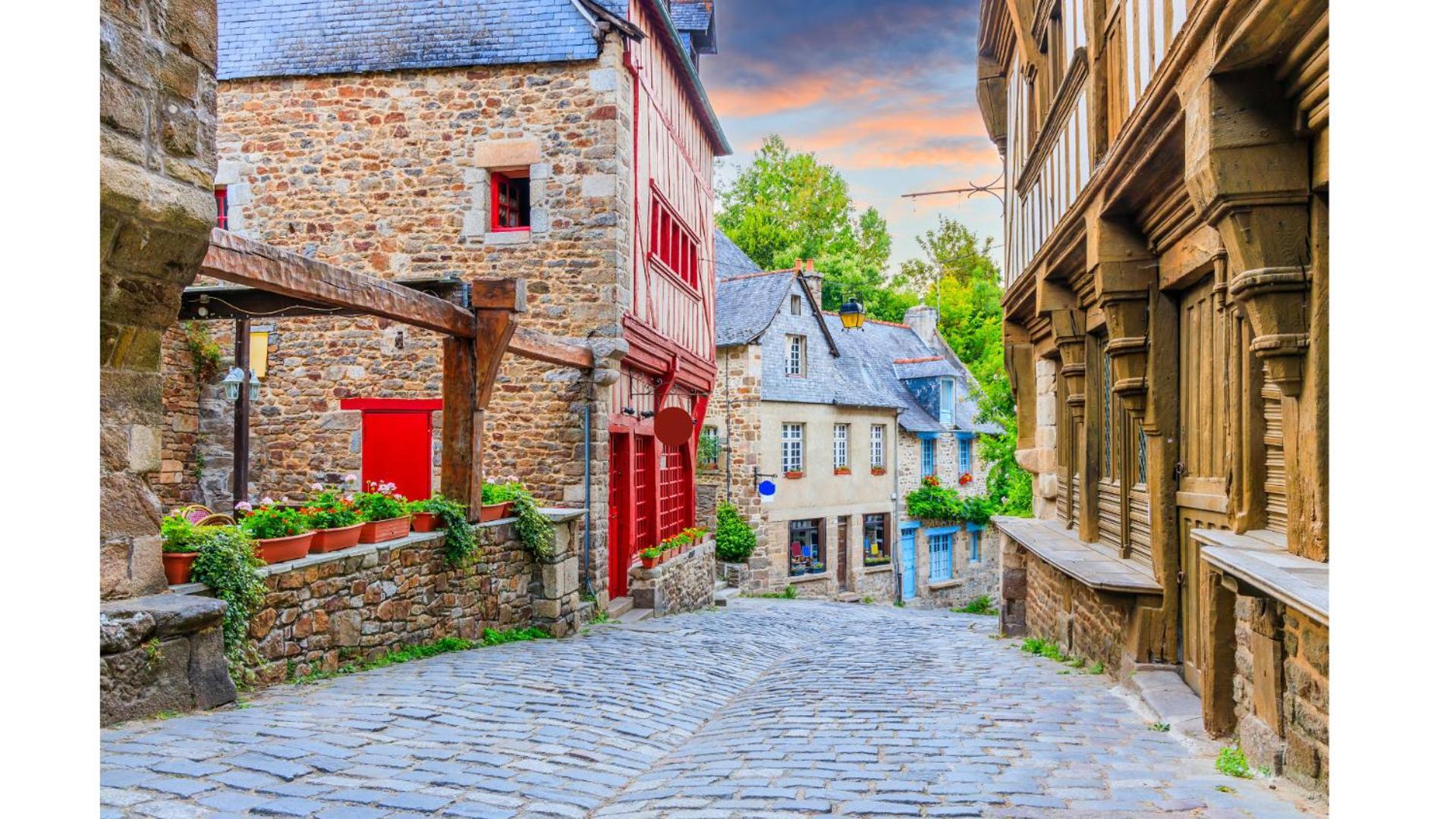 Demeures & Chateaux - Hotel De La Porte Saint-Malo Dinan Bagian luar foto