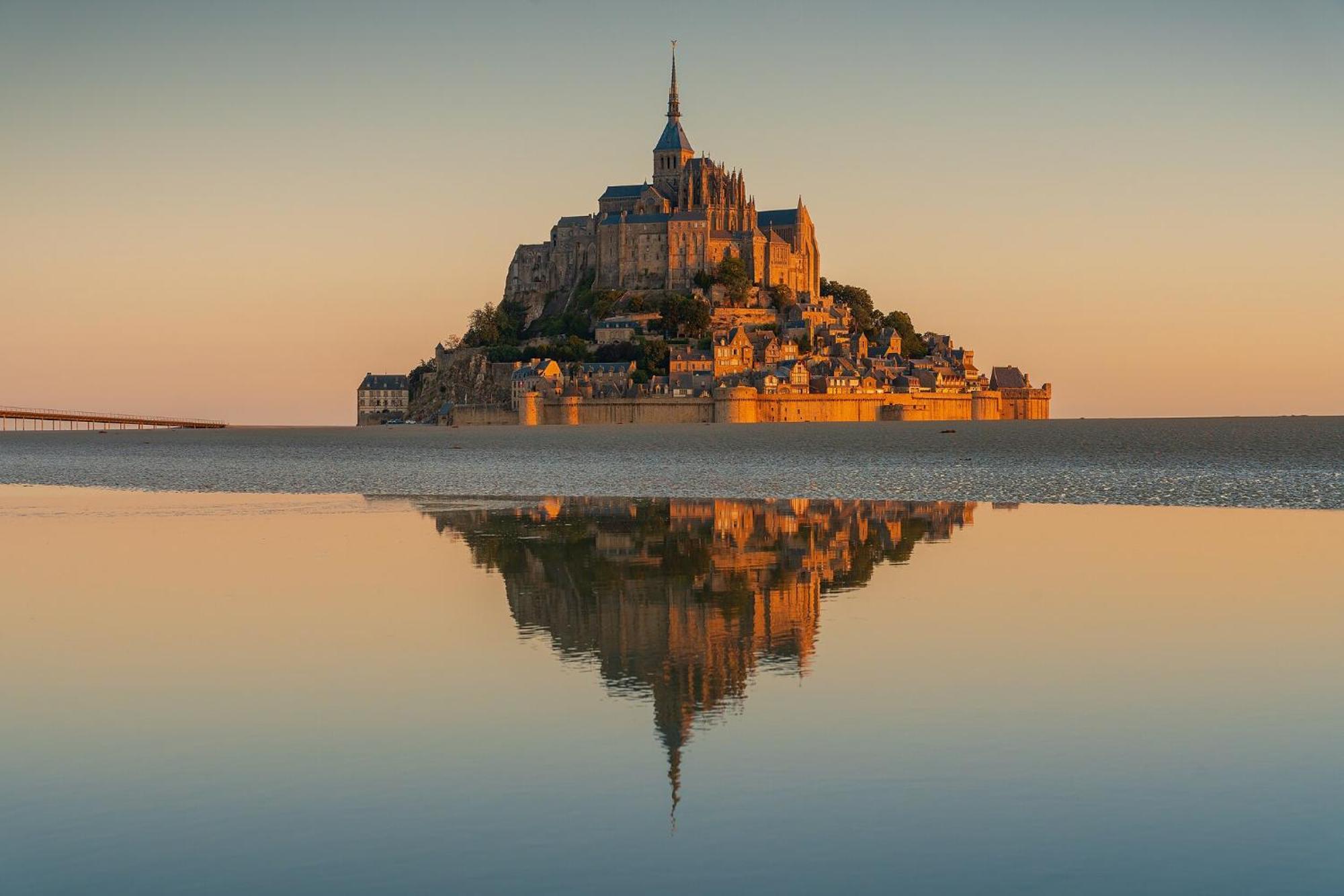 Demeures & Chateaux - Hotel De La Porte Saint-Malo Dinan Bagian luar foto